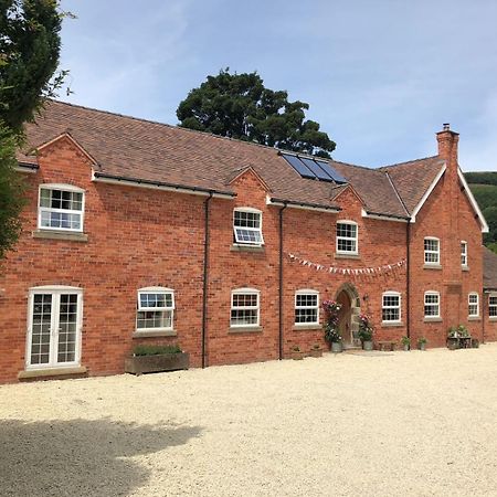 The Old Coach House Bed and Breakfast Llangollen Εξωτερικό φωτογραφία