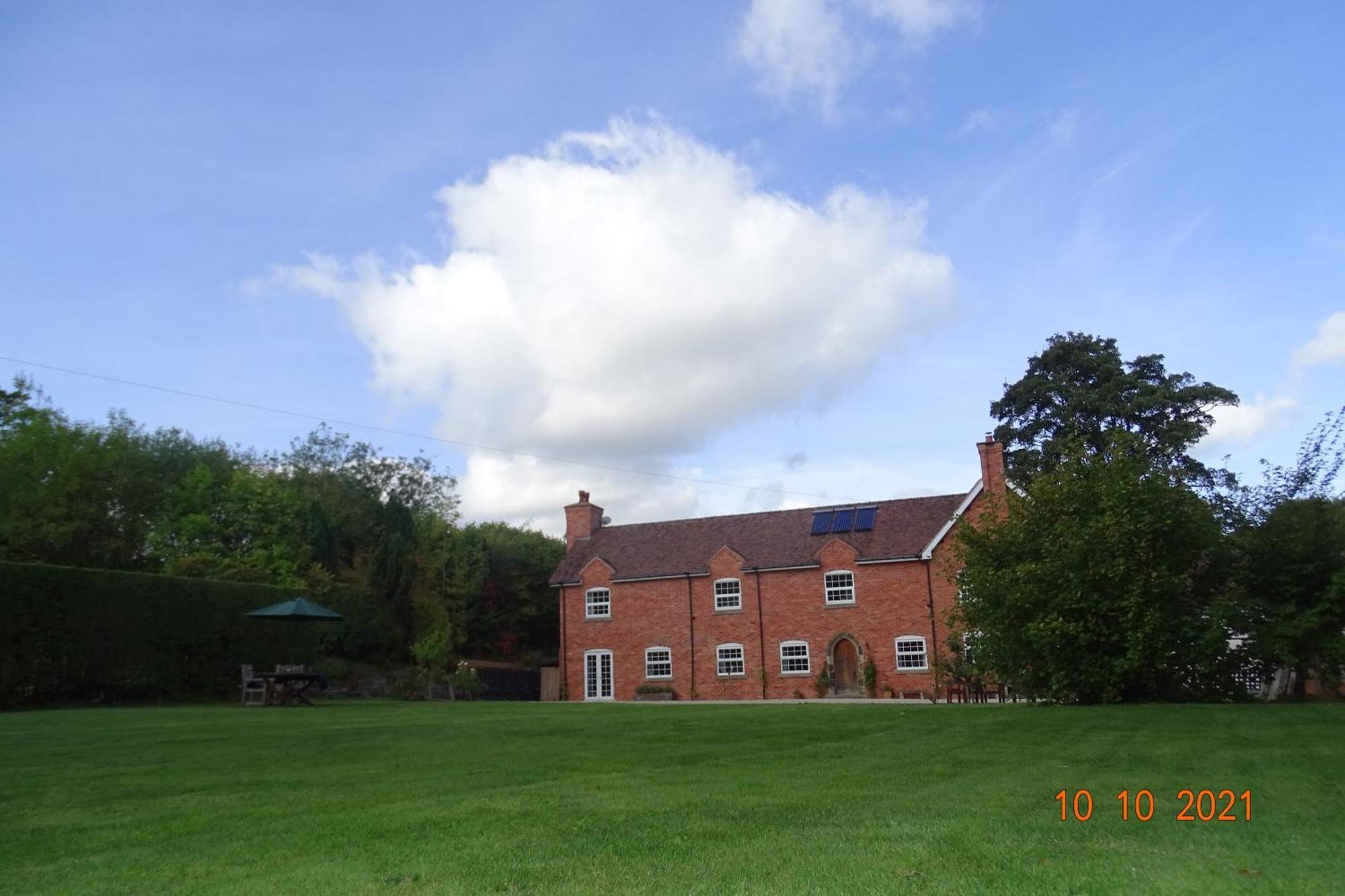 The Old Coach House Bed and Breakfast Llangollen Εξωτερικό φωτογραφία